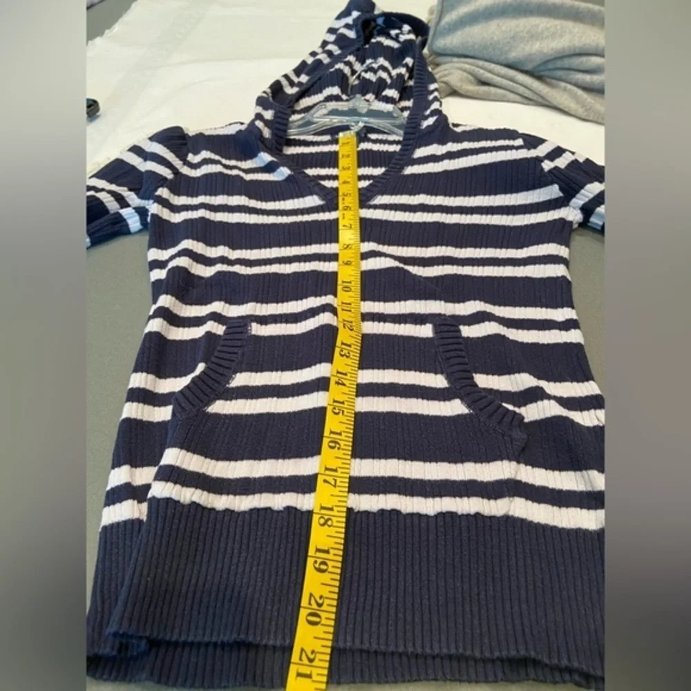 Gap Kid, Pullover Hoodie,‎ Navy Blue and White Stripes, kangaroo Pouch, size XL